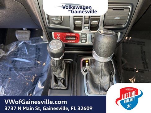 Used 2024 Jeep Wrangler Unlimited Rubicon 4xe image 28