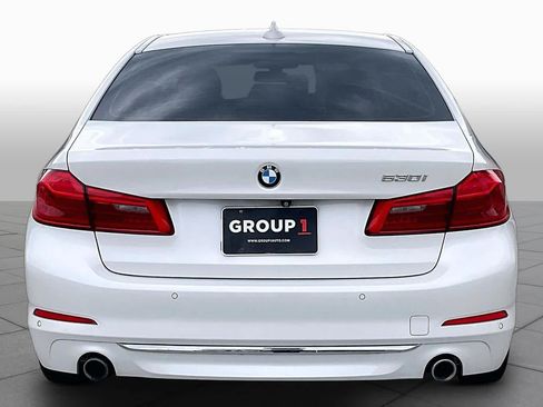 Used 2019 BMW 530i w/ Luxury Package RWD image 5