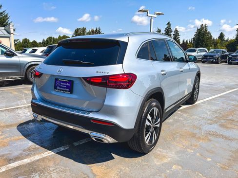 Used 2026 Mercedes-Benz GLA 250 4MATIC image 8