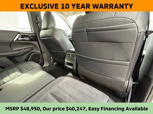 New 2025 Mitsubishi Outlander SE image 22