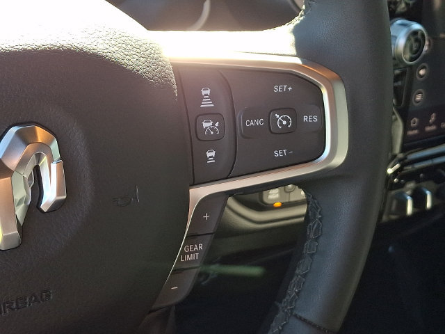 Used 2025 RAM 2500 Big Horn AWD/4WD image 8