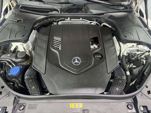Used 2019 Mercedes-Benz Maybach S 560 4MATIC image 82