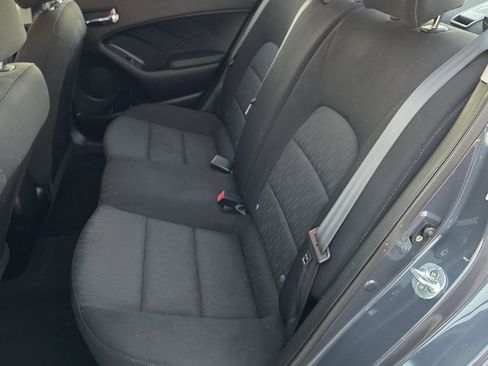 Used 2016 Kia Forte LX image 12