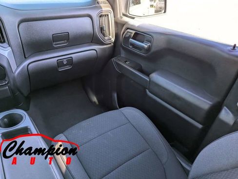Used 2022 Chevrolet Silverado 1500 Custom w/ Safety Confidence Package image 20