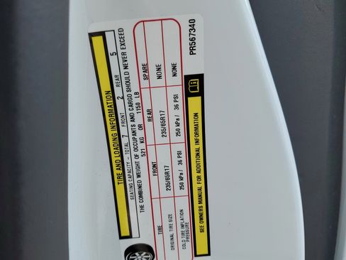 Used 2023 Chrysler Pacifica Touring-L image 33