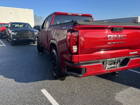 Used 2024 GMC Sierra 1500 Elevation image 14