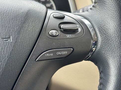 Used 2023 Nissan Murano SV image 21