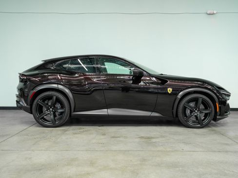 Used 2024 Ferrari Purosangue AWD/4WD image 45