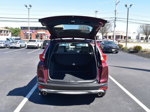 Certified 2018 Honda CR-V Touring image 9