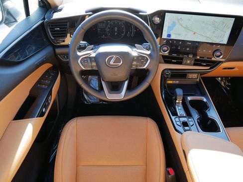 Used 2024 Lexus NX 350 AWD image 13