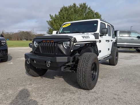 Used 2021 Jeep Wrangler Unlimited Sport image 1