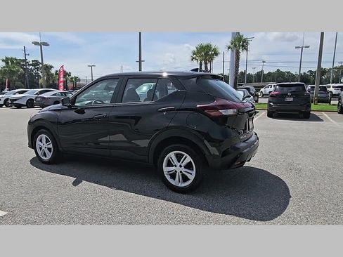 Used 2025 Nissan Kicks Play S FWD image 29