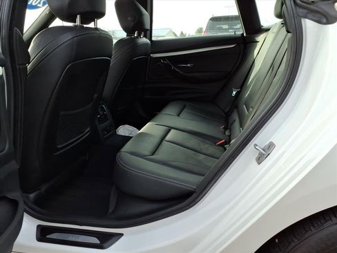 Used 2017 BMW 330i Gran Turismo xDrive image 14