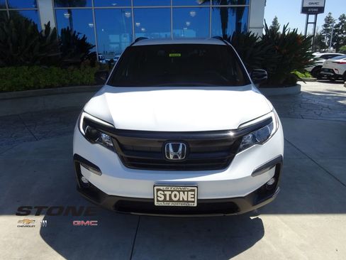 Used 2022 Honda Pilot Sport image 2