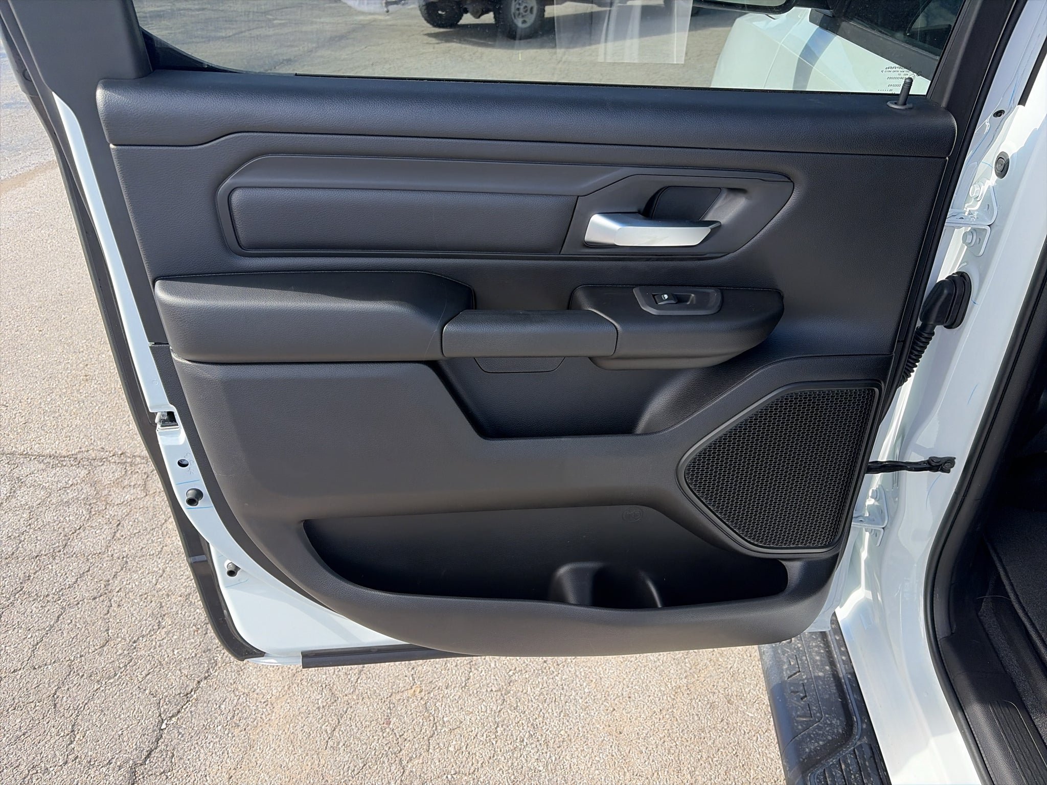 New 2027 RAM 1500 Express AWD/4WD image 15