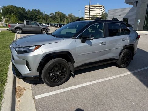 Used 2023 Toyota RAV4 XSE w/ XSE Grade Weather Package AWD/4WD image 3