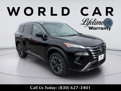 Used 2025 Nissan Rogue SL w/ Tech Package