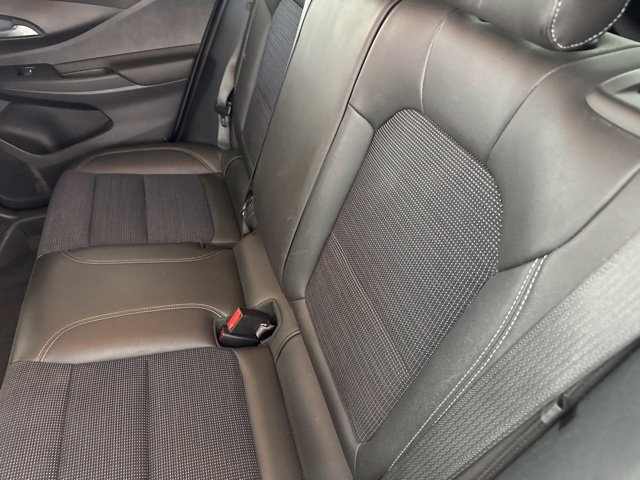 Used 2025 Buick Envista Preferred w/ Convenience II Package FWD image 24
