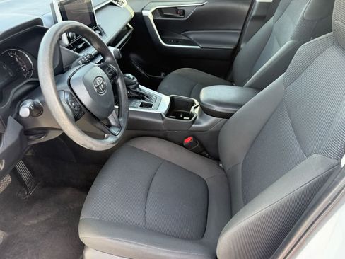 Used 2023 Toyota RAV4 LE AWD/4WD image 12
