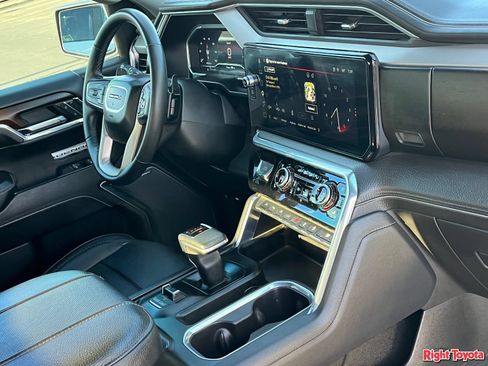 Used 2024 GMC Sierra 1500 Denali w/ Denali Reserve Package AWD/4WD image 12