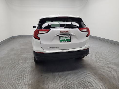 Used 2024 GMC Terrain SLE FWD image 6