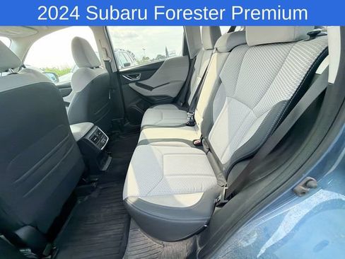 Used 2024 Subaru Forester Premium AWD/4WD image 15