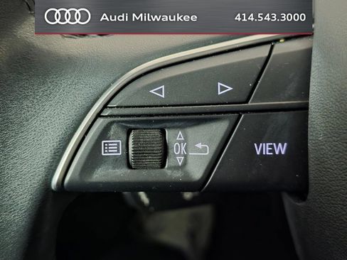 Used 2023 Audi Q3 2.0T Premium w/ Convenience Package AWD/4WD image 32
