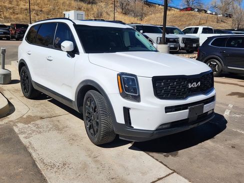 Used 2022 Kia Telluride SX w/ Nightfall Edition Package image 11