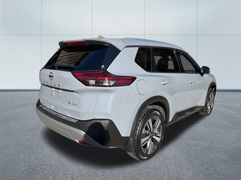 Used 2021 Nissan Rogue SL w/ Premium Package image 5