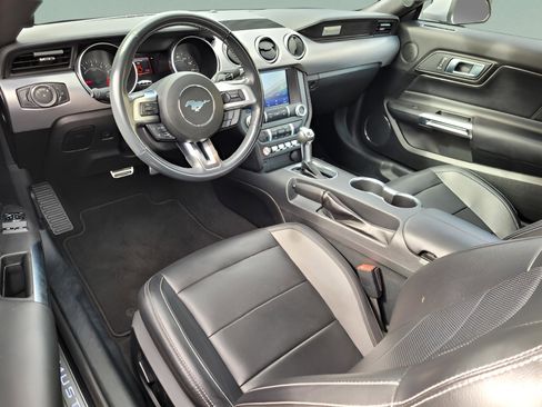 Used 2023 Ford Mustang Premium image 8