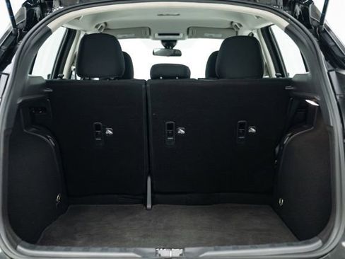 Used 2021 Nissan Kicks S image 29