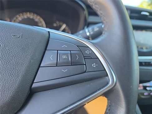 Used 2018 Cadillac XT5 FWD image 23