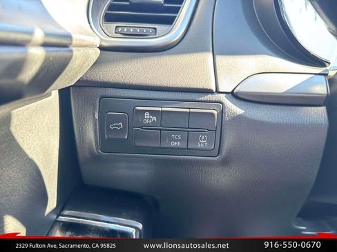 Used 2016 MAZDA CX-9 Touring FWD image 16