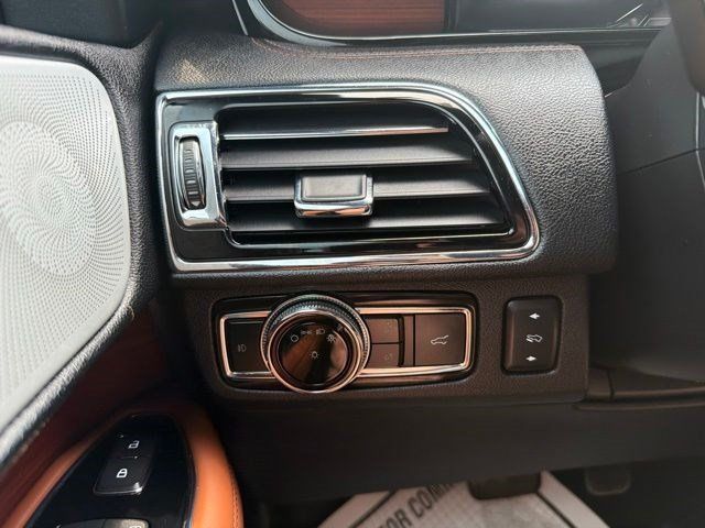 Used 2020 Lincoln Navigator L Reserve w/ Equipment Group 208A Reserve AWD/4WD image 38