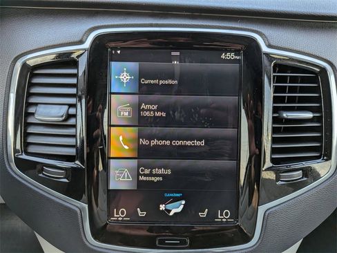 Used 2022 Volvo XC90 T6 Momentum w/ Advanced Package image 17