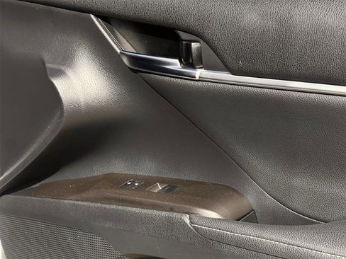 Used 2021 Toyota Camry XSE w/ Carpet Mat Package (TMS) image 27