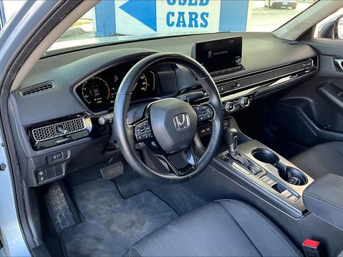 Certified 2022 Honda Civic EX image 16