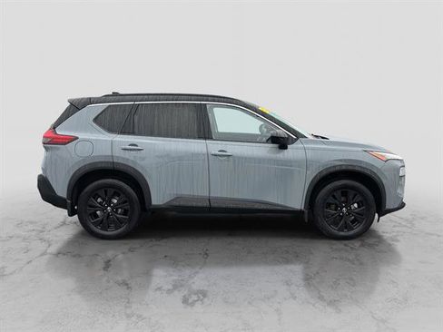 Certified 2023 Nissan Rogue SV w/ SV Premium B Package image 8