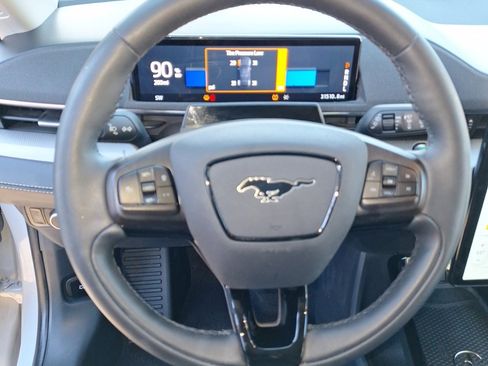 Used 2023 Ford Mustang Mach-E Select image 10