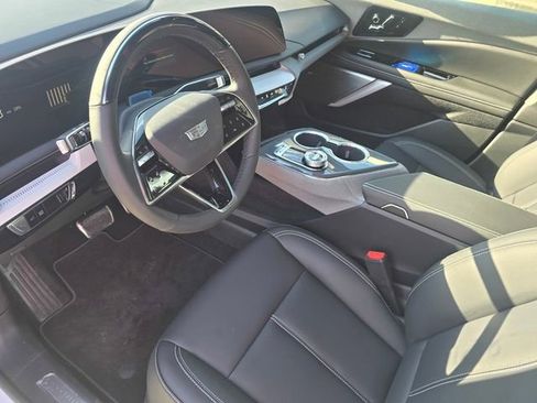 New 2026 Cadillac Optiq Luxury 1 RWD image 21