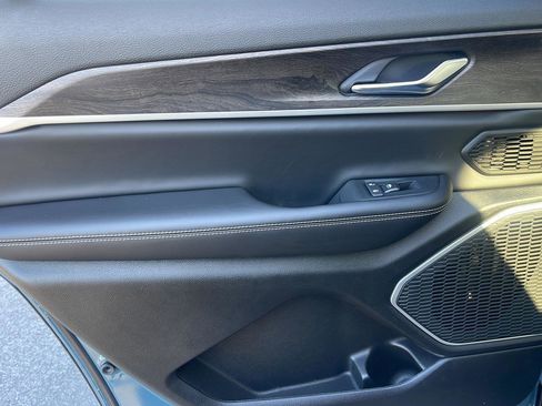 New 2026 Jeep Grand Cherokee L Limited w/ Limited Altitude Package image 25