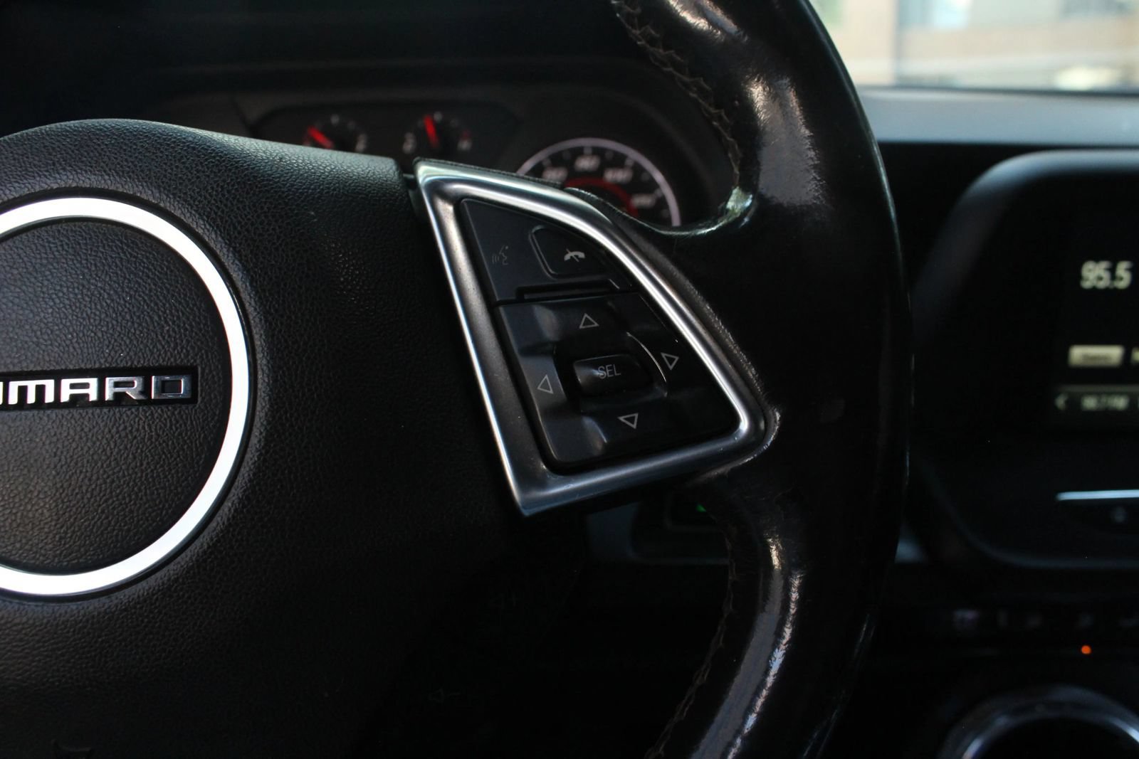 Used 2016 Chevrolet Camaro LT RWD image 24