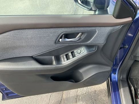 Certified 2023 Nissan Rogue SV image 27