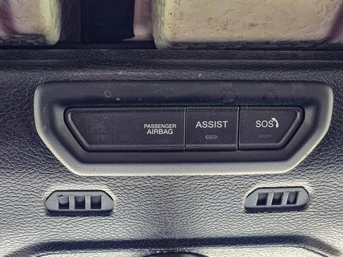 Used 2022 Jeep Gladiator Rubicon w/ LED Lighting Group image 34