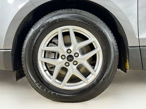 Used 2024 Ford Edge SEL image 21