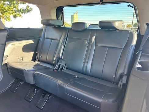 Certified 2023 Ford Expedition XLT image 15