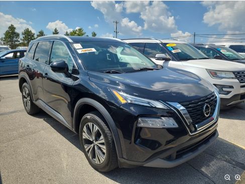 Used 2021 Nissan Rogue SV w/ Premium Package AWD/4WD image 7