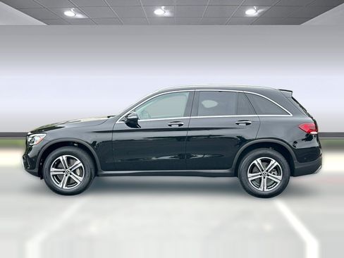 Used 2022 Mercedes-Benz GLC 300 4MATIC image 2