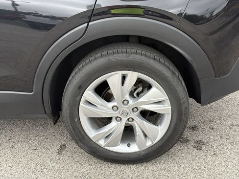Used 2025 Buick Encore GX Preferred AWD/4WD image 31
