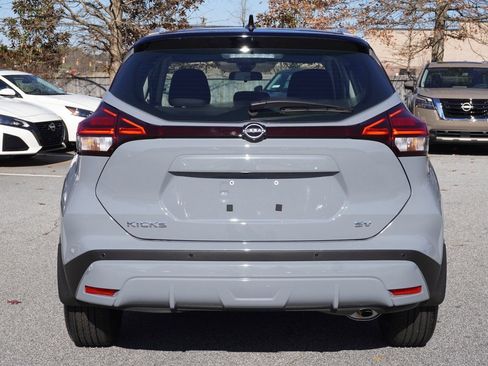 Used 2024 Nissan Kicks SV FWD image 5